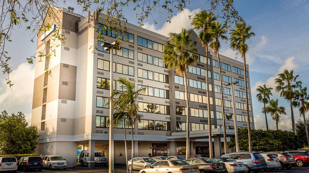 Four Points By Sheraton Fort Lauderdale Airport/Cruise Port Bagian luar foto