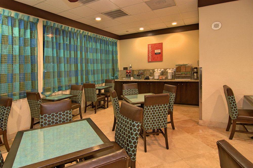 Four Points By Sheraton Fort Lauderdale Airport/Cruise Port Bagian luar foto